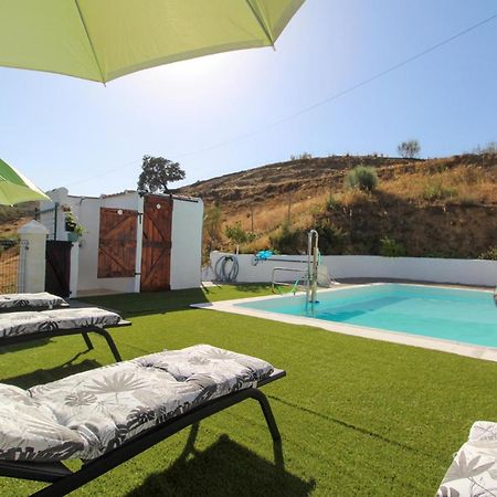 4 Bedroom Gorgeous Home In Sedella Exterior photo