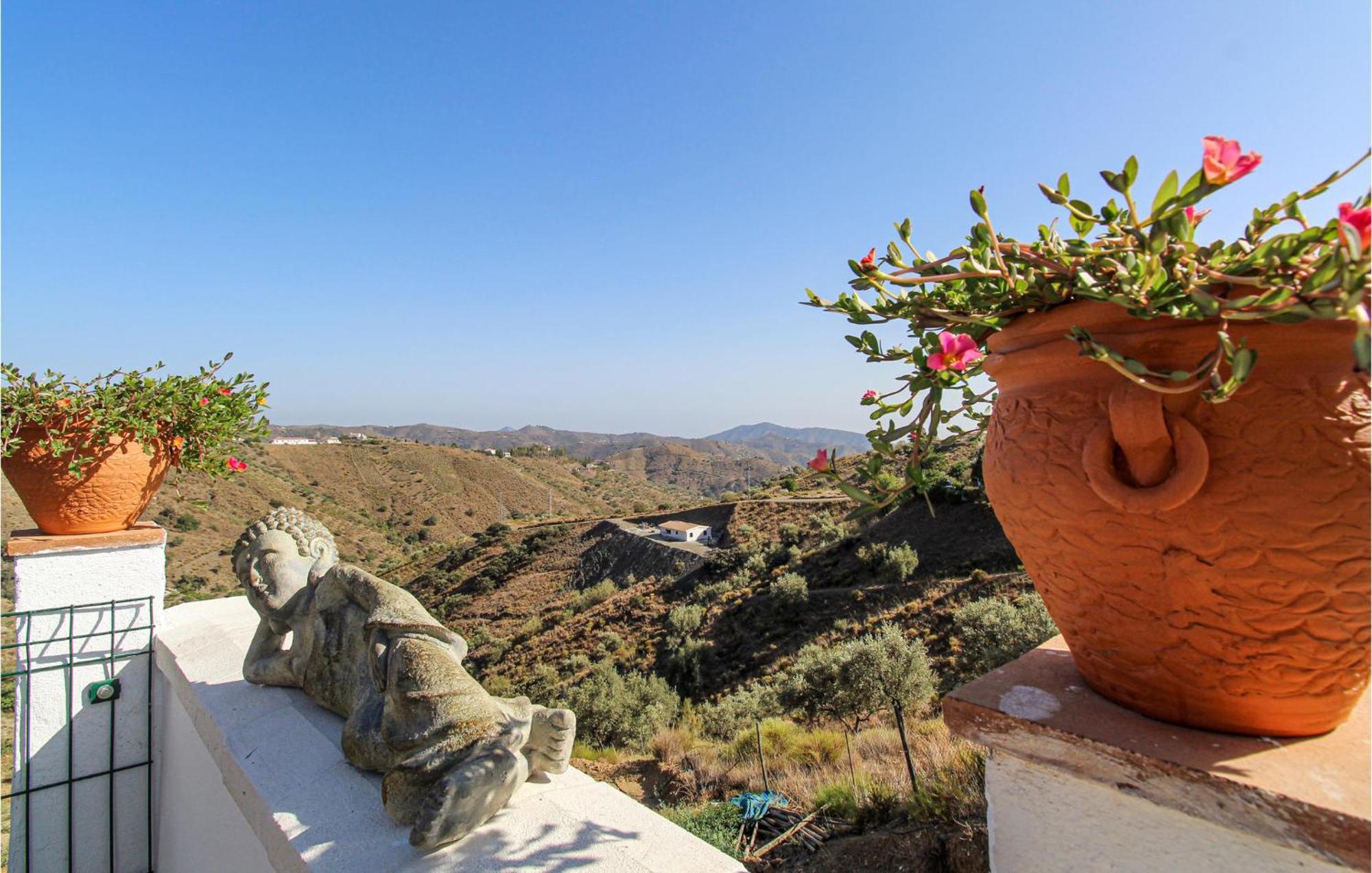 4 Bedroom Gorgeous Home In Sedella Exterior photo