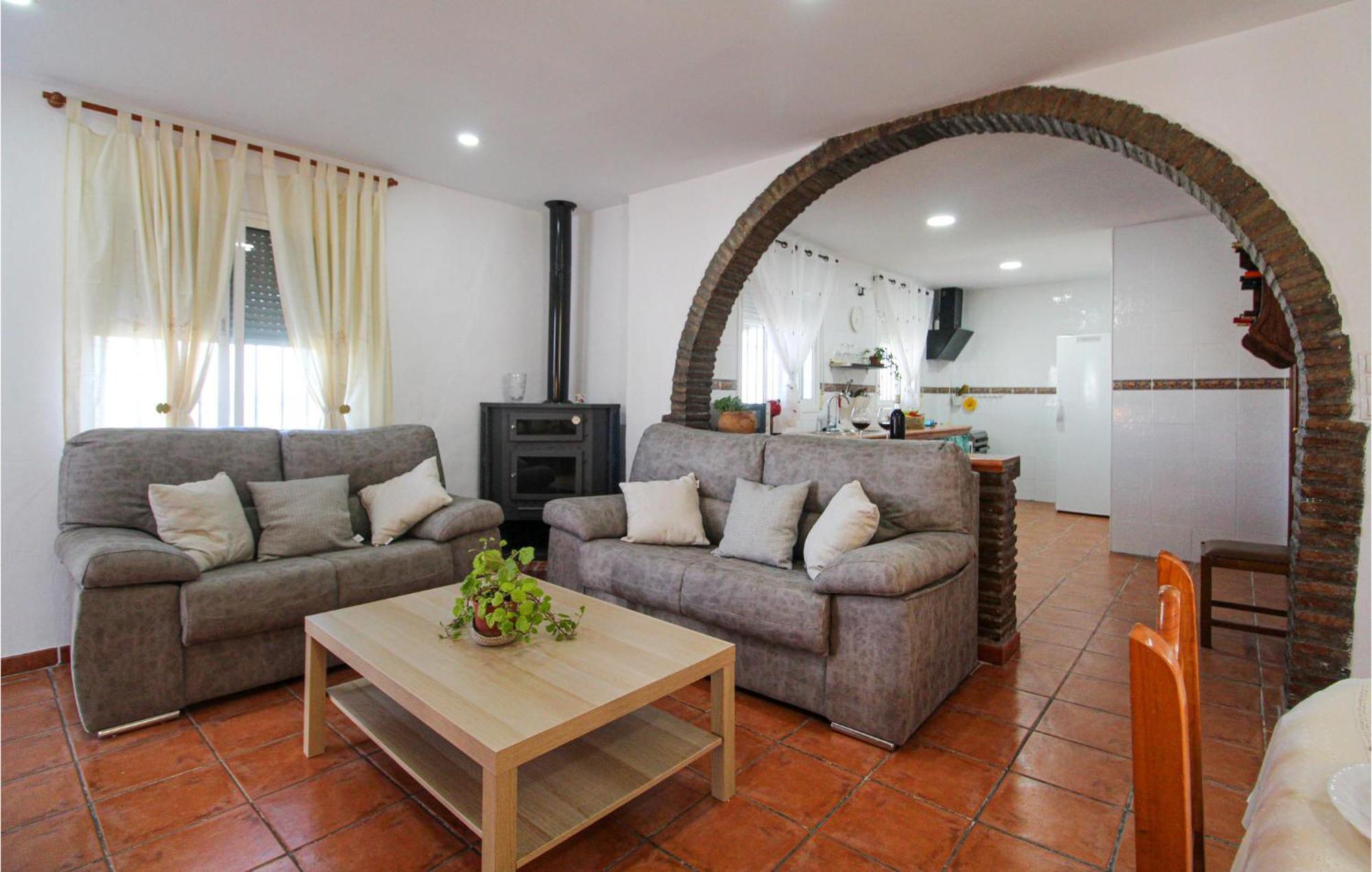 4 Bedroom Gorgeous Home In Sedella Exterior photo